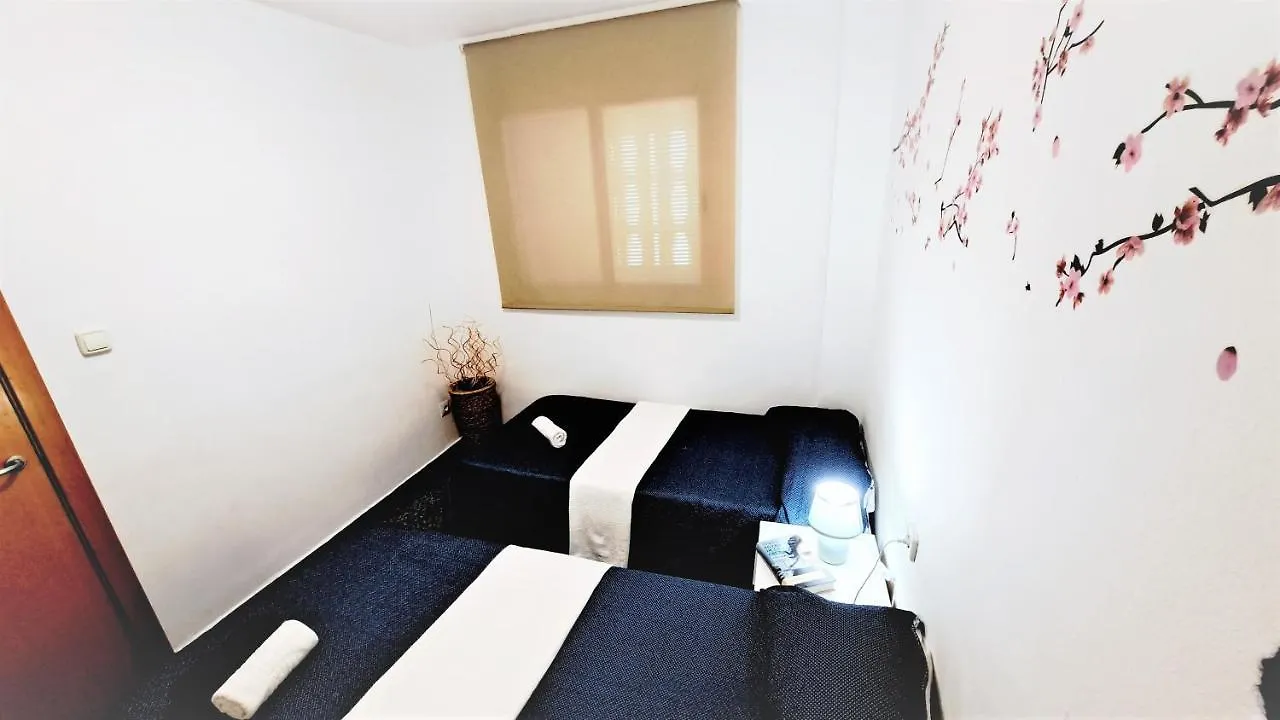 Apartment Apartamentos Kansas Familidays 042 Salou Spain