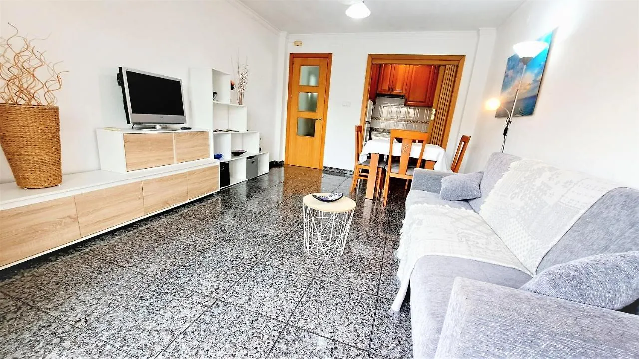 Apartment Apartamentos Kansas Familidays 042 Salou