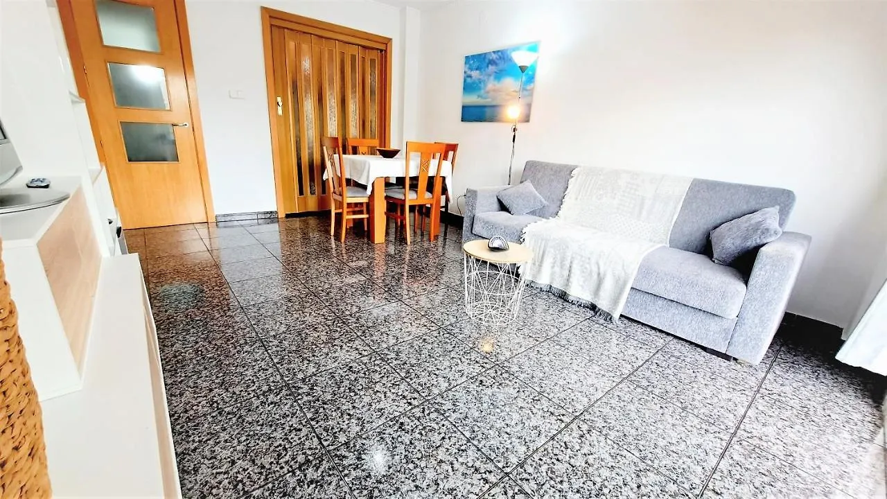 Apartment Apartamentos Kansas Familidays 042 Salou Spain