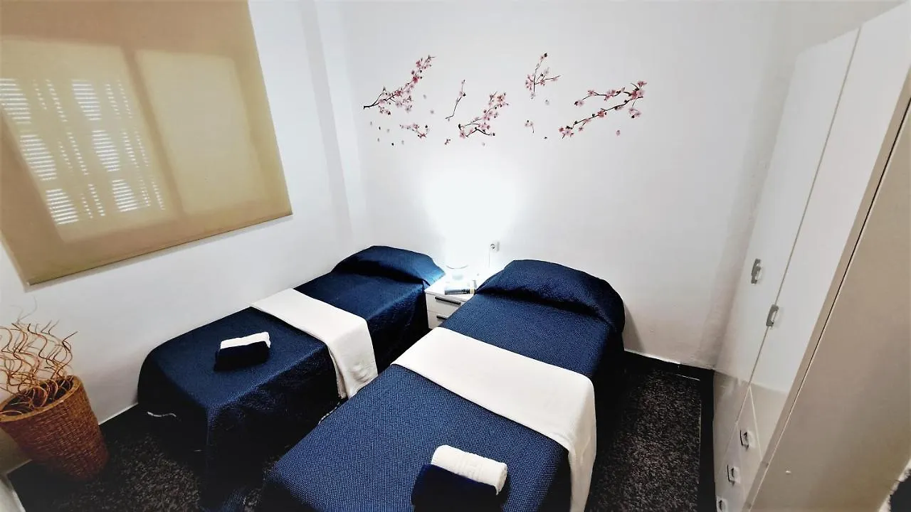 Apartamentos Kansas Familidays 042 살루 0*,